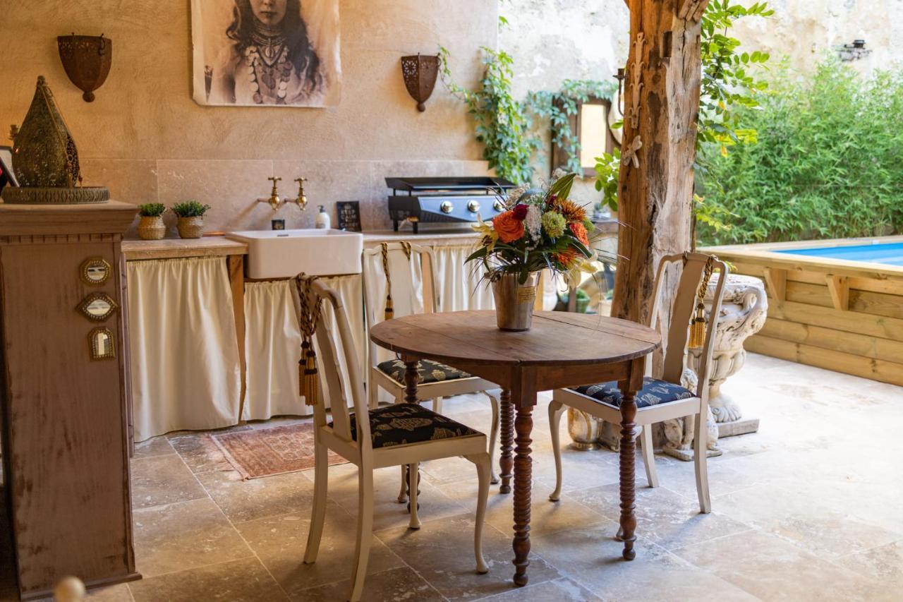 Champagne House - Elegance, Luxury And Charm Bed and Breakfast Condom Εξωτερικό φωτογραφία