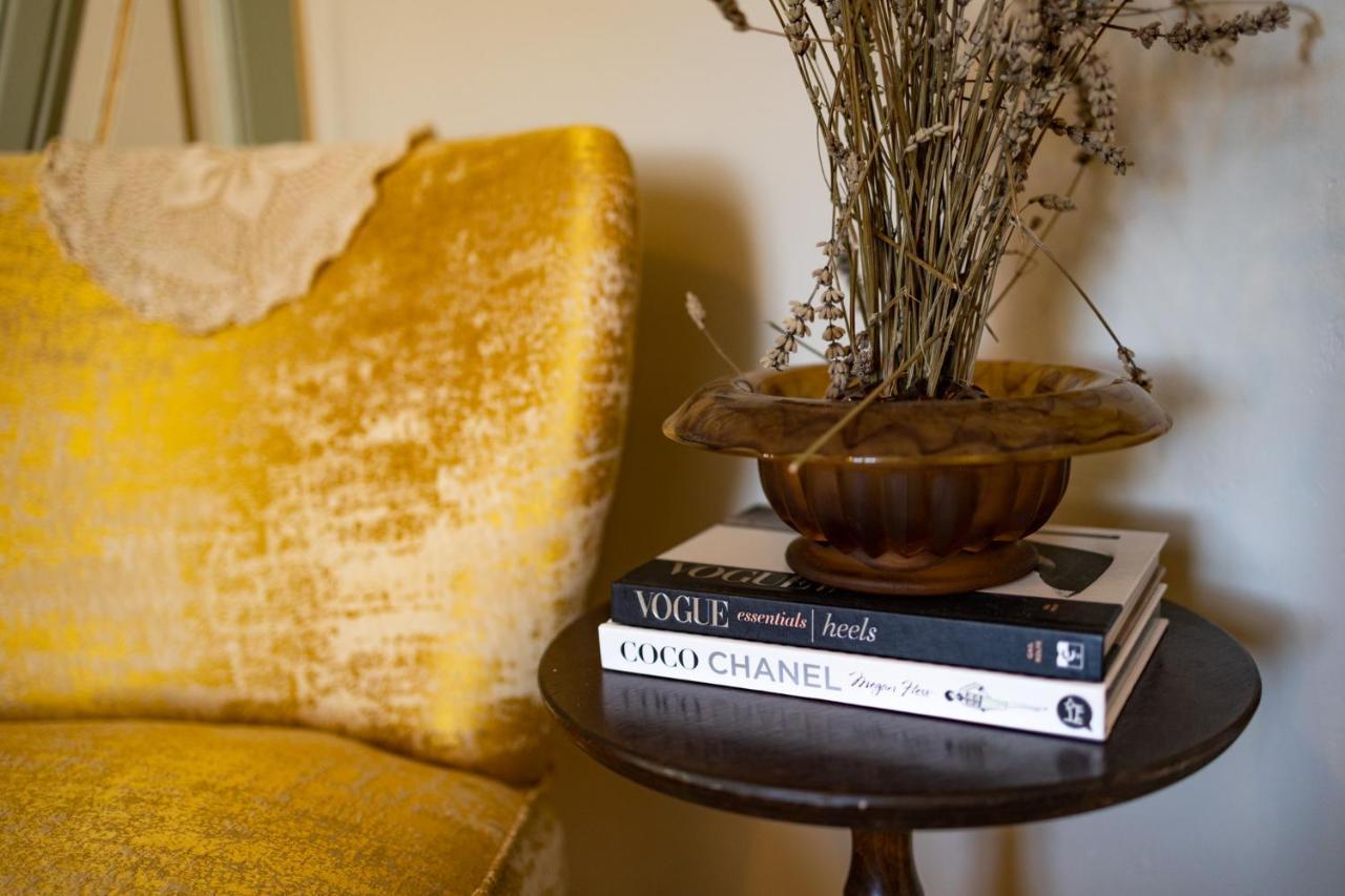 Champagne House - Elegance, Luxury And Charm Bed and Breakfast Condom Εξωτερικό φωτογραφία