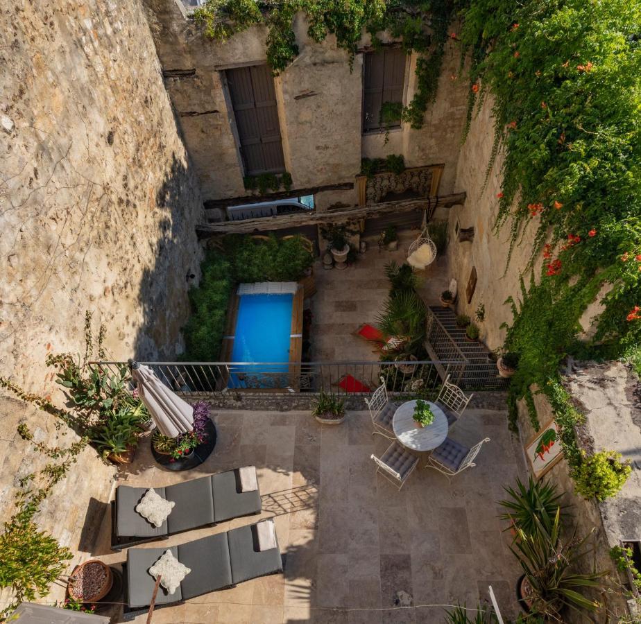 Champagne House - Elegance, Luxury And Charm Bed and Breakfast Condom Εξωτερικό φωτογραφία