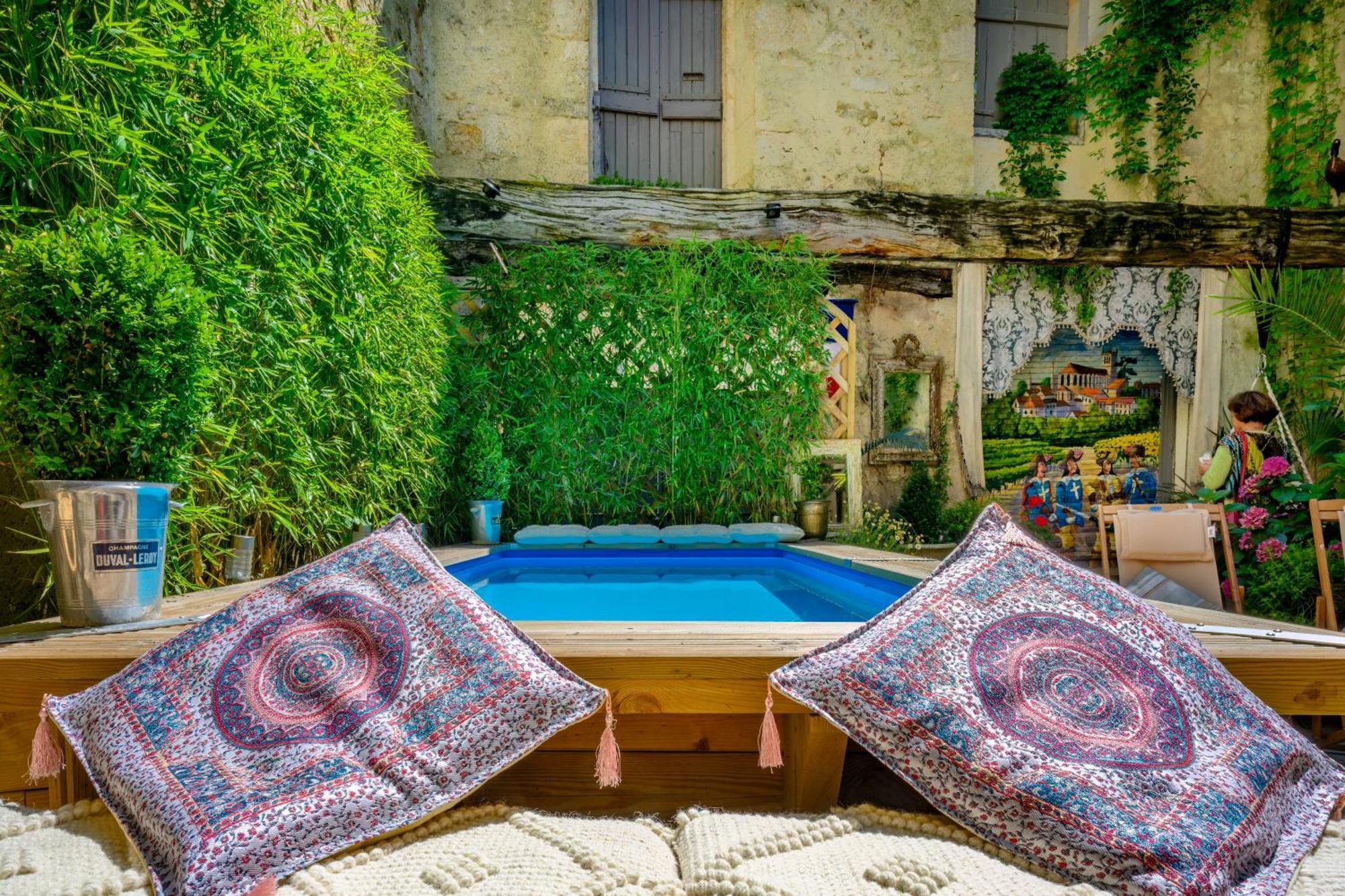 Champagne House - Elegance, Luxury And Charm Bed and Breakfast Condom Εξωτερικό φωτογραφία